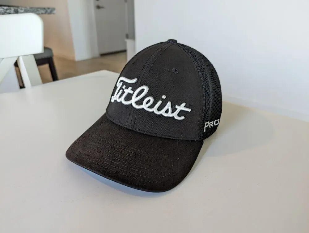 Titleist L/XL FJ Pro V1 Men's Golf Hat Cap Headwear Accessory Mesh Back Black